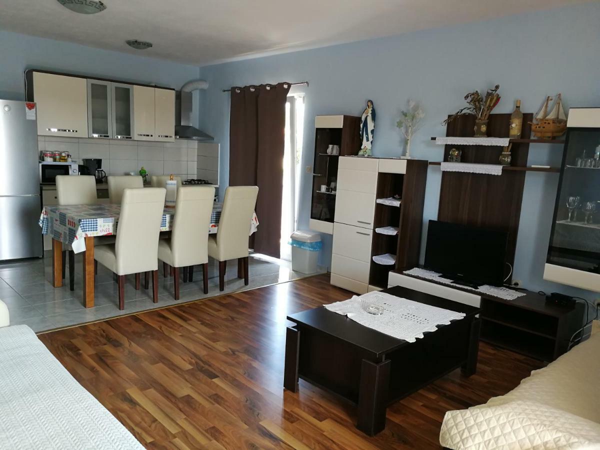 Apartments N&M Sukošan Zewnętrze zdjęcie